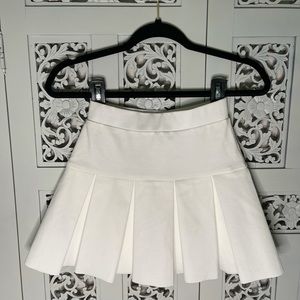 Rescue Me Pleat Mini Skirt XXS white